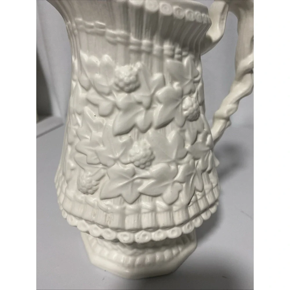 Vintage Ivy and Berries White Ceramic Vase Pitcher Foliage Pattern VTL